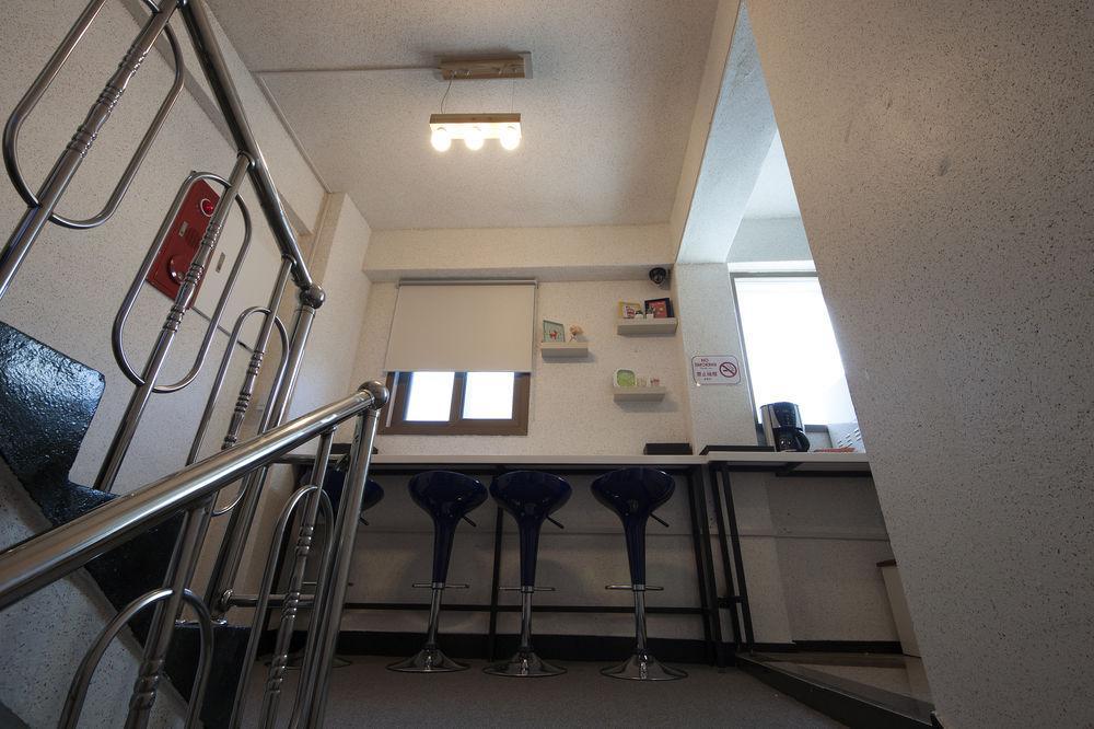 סיאול K-Guesthouse Sinchon 2 מראה חיצוני תמונה